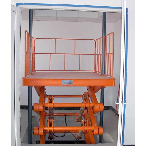 导轨式液压升降货梯出现下滑的原因及解决办法